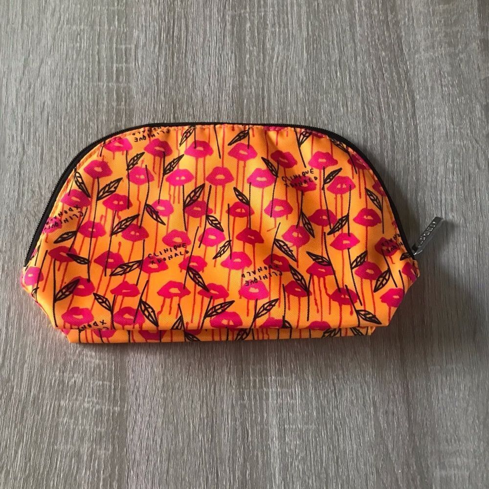 Nwot Clinique Cosmetic / Makeup Bag View 2